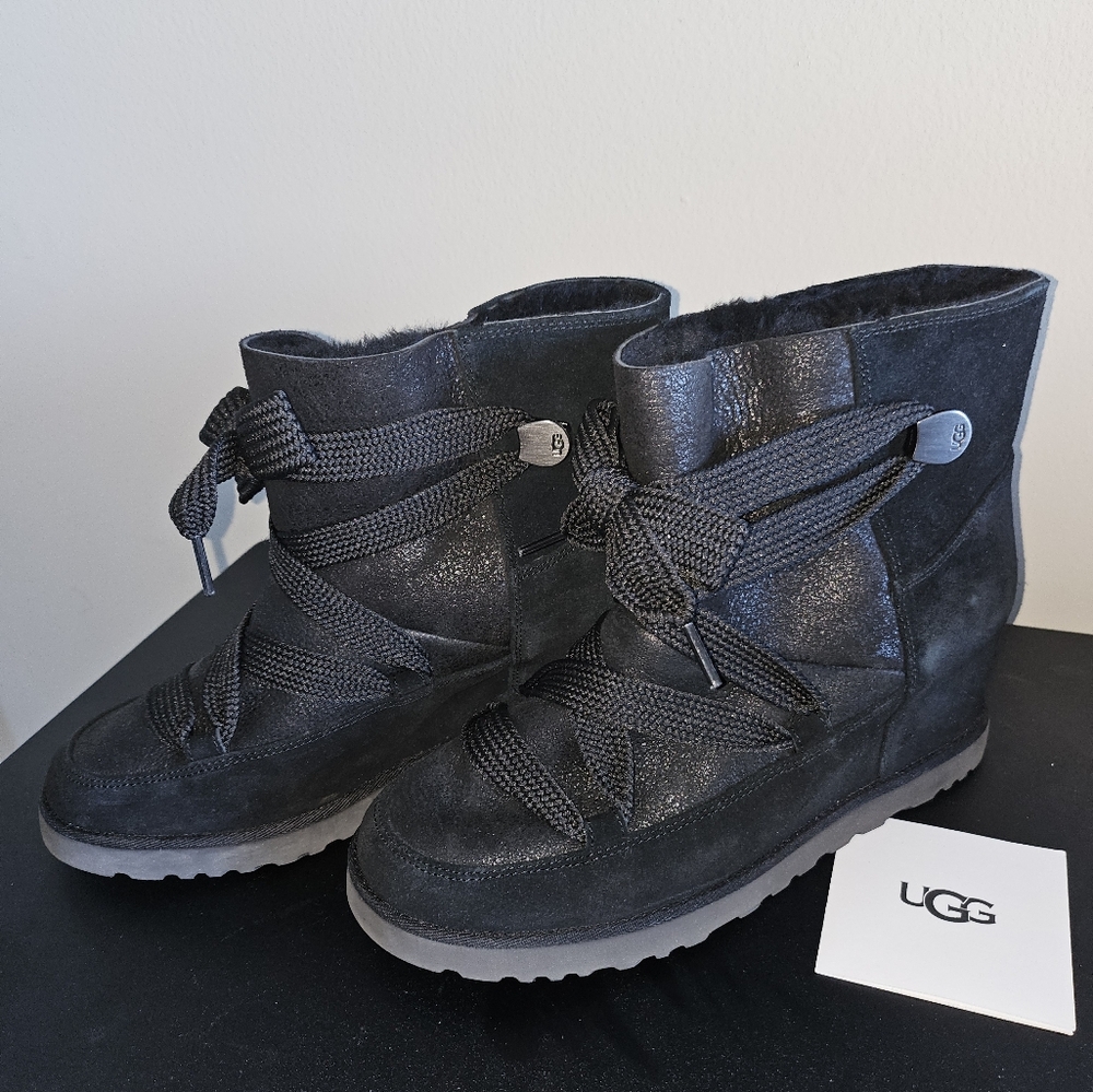 UGG Women's Black Winter Boots